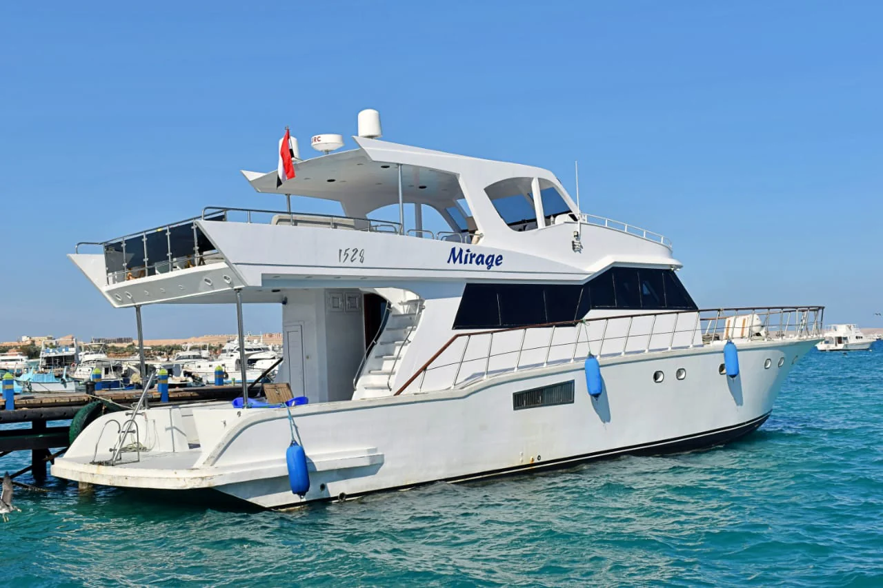 Private boat tour for snorkeling